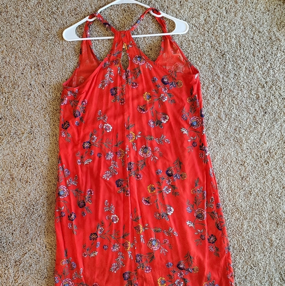 Old Navy Red Dress with flowers on it - Picture 8 of 10